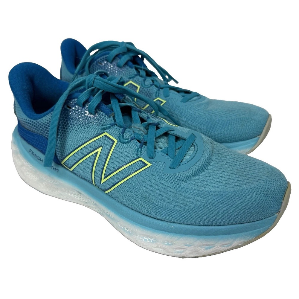 New Balance Women's Size 11 Fresh Foam More V3 WMORLV3 Sky Blue Running Shoes
